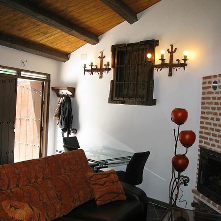 Casa De Cucu Navaluenga Villa Ávila Exterior foto