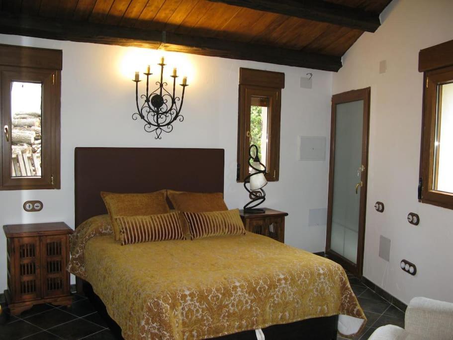Casa De Cucu Navaluenga Villa Ávila Exterior foto